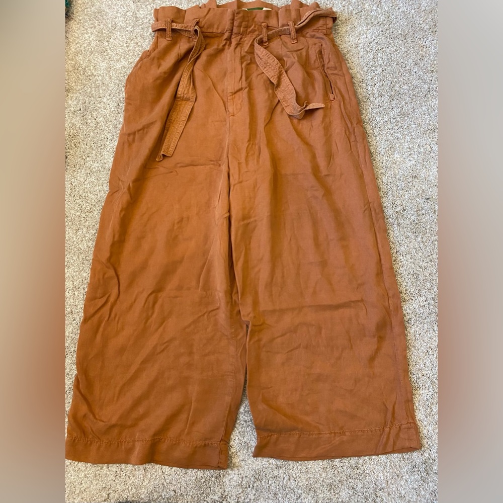 Women’s Anthropologie paper bag pants